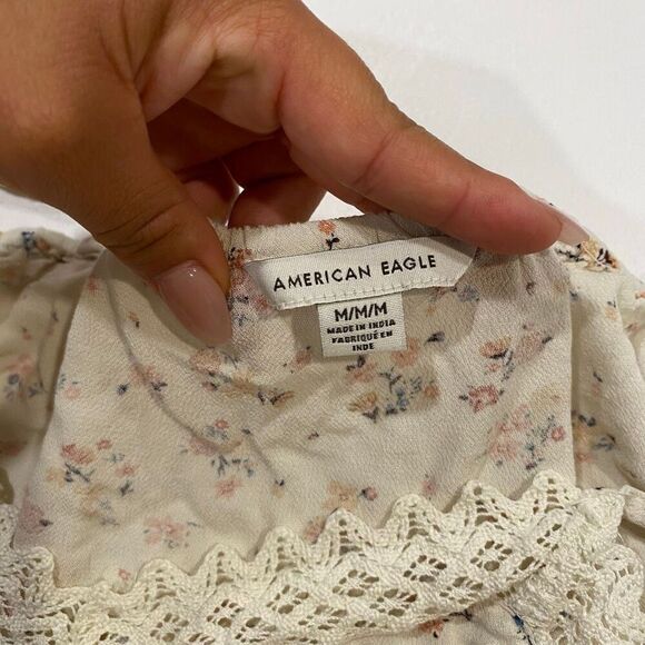American Eagle Lace Trim Floral Cami Tank Top Cream Size M - Picture 3 of 7